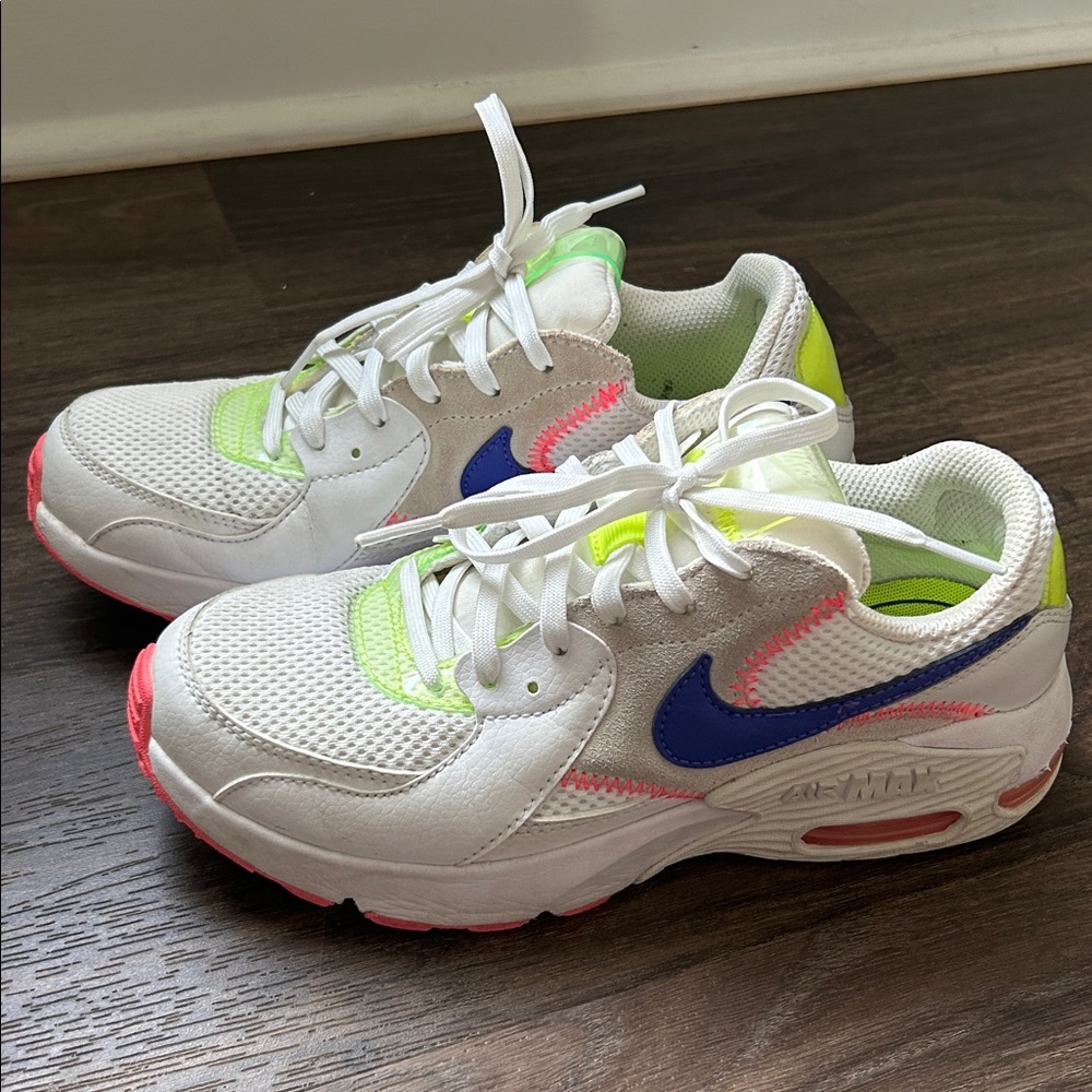 Women’s Nikes